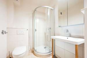 Property thumbnail 12