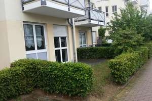 1-Zimmer-Wohnung, separate Küche mit Fenster und Terrasse