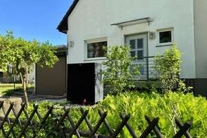 Topmodernisierte Doppelhaushälfte in Berlin-Lichtenrade - Energieeffizienzklasse A - PROVISIONSFREI – Die vollständige Adresse der Immobilie erhältst du vom Anbieter., 12305 Lichtenrade, Berlin – Vorschaubild 2
