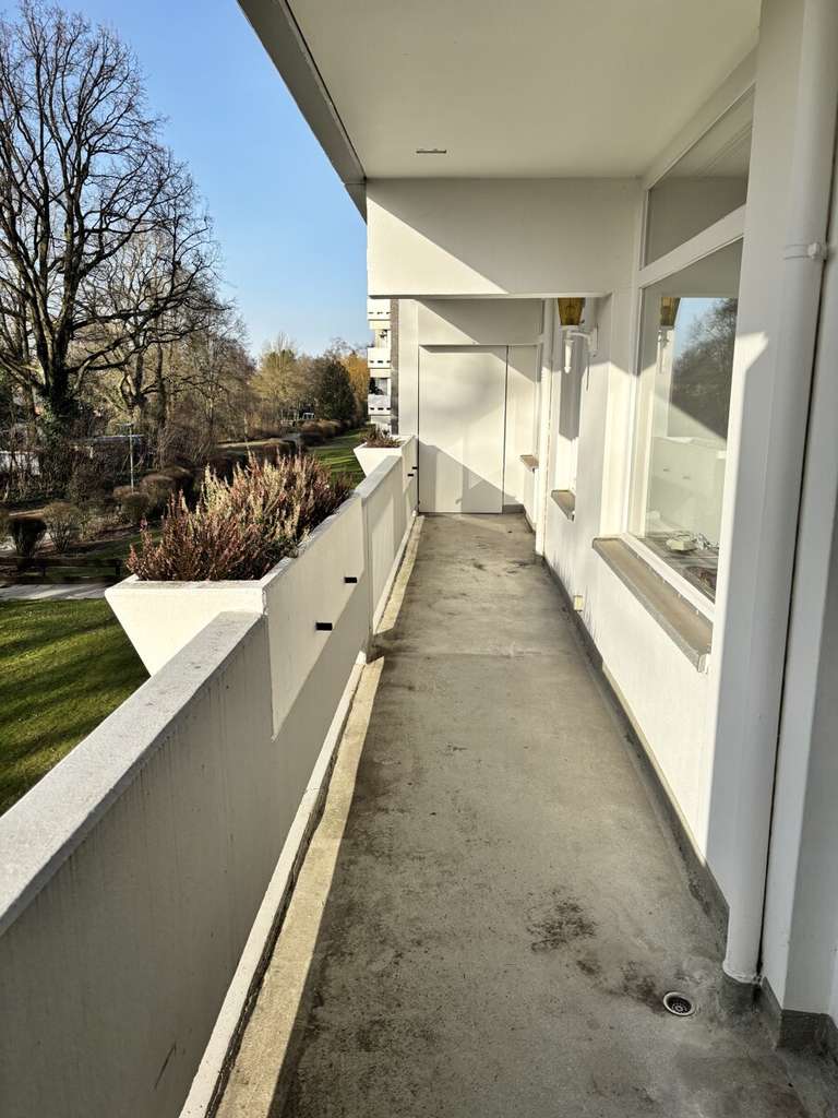 Immobilie in Bargteheide - 2,5-Zi.-Whg. mit West-Loggia, Blick ins Grüne, Fahrstuhl – zentral gelegen - Bild 1