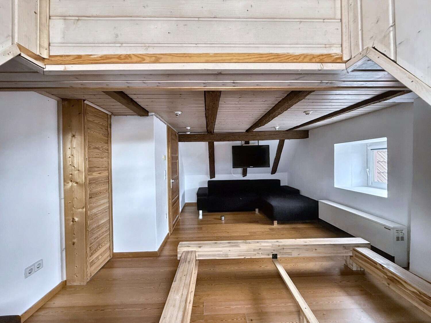 Immobilie in Wiernsheim - Kernsaniertes Fachwerkhaus - Bild 6