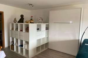 1 Zimmer, fantastischer Ausblick, riesiger Südwestbalkon und Tiefgaragenstellplatz – Breitensteinstr. 66, 72574 Bad Urach – Vorschaubild 10