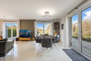 Modernes Einfamilienhaus in den Vier-und Marschlanden – Die vollständige Adresse der Immobilie erhältst du vom Anbieter., 21039 Curslack, Hamburg – Vorschaubild 2