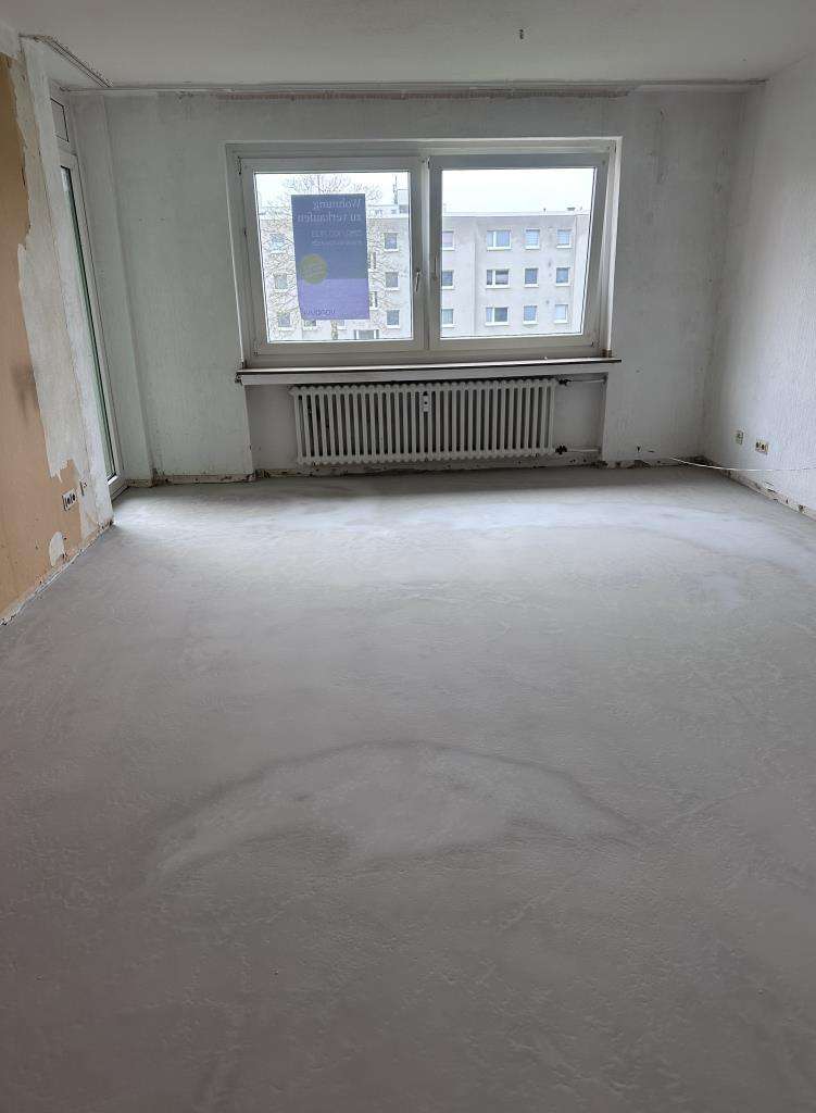 Provisionsfrei: 3 Zimmer Wohnung mit Balkon renovierunsgbedürftig, Düsseldorf – Bild 3