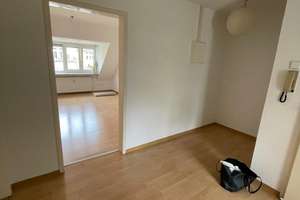 Eigennutzung oder urban investieren: 3-Zimmer-Dachgeschosswohnung in Top-Lage