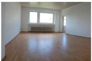 FREI AB 01.07.2026: Wettbergen, 3,5 ZKB ca. 90 qm, großzügig geschnitten, lichtdurchflutet, Waldnähe – Goethestr 10, 30457 Wettbergen, Hannover – Vorschaubild 2