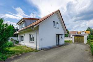 Die Lage ist entscheidend!           Gepflegtes Haus Mitten in Bodnegg - im Herbst 2026 bezugsfrei! – Die vollständige Adresse der Immobilie erhältst du vom Anbieter., 88285 Bodnegg – Vorschaubild 3