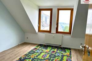 4-Raum-Wohnung mit besonderem Wohncharakter, Einbauküche und zusätzlichem Dachgeschossraum! – Herzog-Georg-Ring 15, 9456 Annaberg-Buchholz – Vorschaubild 4