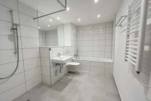 Schicke 4-Zimmer-Wohnung zum wohlfühlen! – Düsseldorfer Landstraße 76b, 47249 Buchholz, Duisburg – Vorschaubild 4