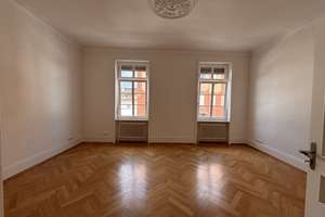 Denkmalgeschützer Stilaltbau! 4 ZKB - 113 m² modernisiert 2018 mit EBK Wi-Biebrich € 380.000,- – Stettiner Straße 19, 65203 Biebrich, Wiesbaden – Vorschaubild 4