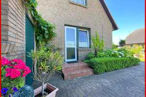 "Mein Garten ist mein Zuhause" - Einfamilienhaus mit liebevoll angelegtem Garten zum Wohlfühlen – Schleswig-Flensburg (Kreis) – Vorschaubild 7