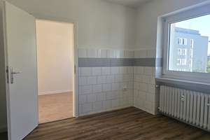 **Geräumige und bezugsfertige 3-Raum in Rüttenscheid** Balkon + Aufzug – Rüttenscheider Str. 169, 45131 Rüttenscheid, Essen – Vorschaubild 6