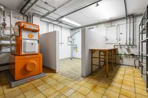 Großzügiger Reihenendhaus-Bungalow mit Garten, Garage und viel Potenzial sucht neue Eigentümer. – Karlsruhe (Kreis) – Vorschaubild 18