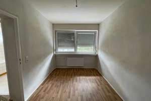 Großzügige 4-Zimmer-Wohnung in ruhiger Lage mit Aufzug im Haus – Friedrich-Bauer-Str. 14, 91058 Forschungszentrum, Erlangen – Vorschaubild 3