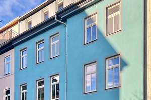 Helle Dachgeschosswohnung mit Balkon (vermietet)