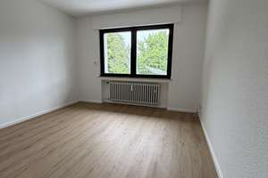 ALBERT WOLTER 1919 IVD! Köln-Lövenich, frisch renovierte 3 Zimmerwohnung mit großer Loggia – Die vollständige Adresse der Immobilie erhältst du vom Anbieter., 50859 Lövenich, Köln – Vorschaubild 12