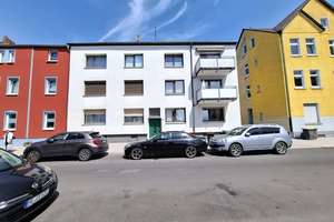 Attraktives Mehrfamilienhaus mit 7 Wohnungen und 6 Garagen-Solide Kapitalanlage-Gelsenkirchen-Horst