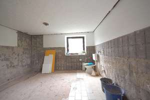 ruhig, in zweiter Baureihe, freistehend, großes Grundstück, 3 Geschosse mit Aussicht, entkerntes ... – Die vollständige Adresse der Immobilie erhältst du vom Anbieter., 88521 Ertingen – Vorschaubild 15
