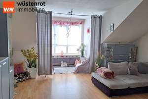 Großzügige 3-Zi.-Whg. mit 2 TG-Stellplätzen