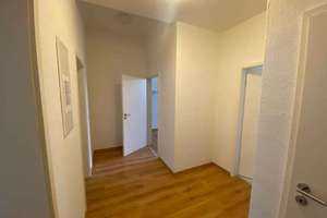 Großzügige 2-Raum-Wohnung mit schicker EBK und großem Balkon ins Grüne in Stadtfeld-Ost – 39108 Stadtfeld Ost, Magdeburg – Vorschaubild 12
