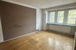 Helle 4-Zimmer-Dachgeschosswohnung – Küche, Diele, Bad & Abstellraum – Renovierung nötig – Königsbergerstr. 38, 42277 Oberbarmen, Wuppertal – Vorschaubild 1