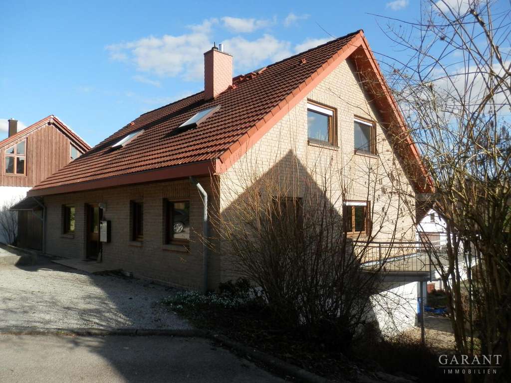 Immobilie in Untermünkheim - TOPP-Haus, 3 WHG, 281qm -WFL - Ideal für Großfamilien - Bild 0