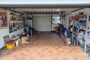 Reserviert!  Freistehendes Haus mit großzügigen Garagen und Garten in Meschenich  – Die vollständige Adresse der Immobilie erhältst du vom Anbieter., 50997 Meschenich, Köln – Vorschaubild 14