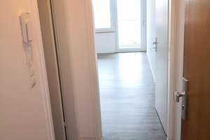 Klein, fein, mein! - top renoviertes 1-Zi.-Single-Appartment mit EBK + Balkon in Citynähe – 86152 Jakobervorstadt-Nord, Augsburg – Vorschaubild 4