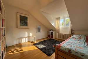 Wiesbaden 1A Lage große ETW in Bestlage, zum Leben/Arbeiten 2.OG + DG, 2 Eingänge – Die vollständige Adresse der Immobilie erhältst du vom Anbieter., 65189 Nordost, Wiesbaden – Vorschaubild 10