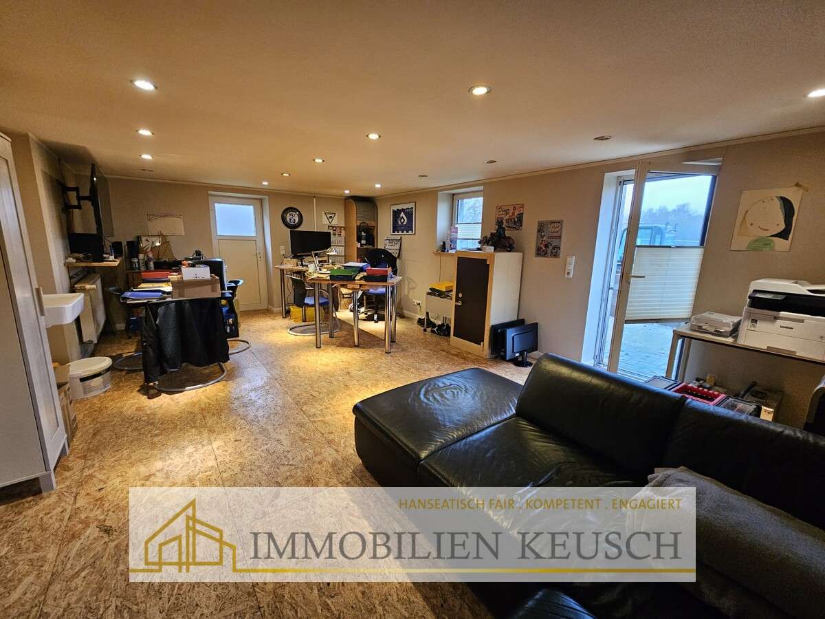 Immobilie in Thedinghausen - Arbeiten & Wohnen - Großer Hof mit 3 Gebäuden & vielen Parkplätzen - modernes Wohnhaus über 2 Etagen - Bild 4