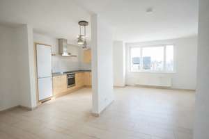 Wunderschöne 3,5 Zimmer Penthouse Maisonettenwohnung mit Balkon Mitten in Stuttgart West – Rotebühlstraße 67, 70178 Feuersee, Stuttgart – Vorschaubild 1