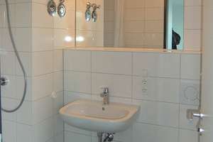 Wunderschönes Appartement Studio M, mit Dachterrasse, teilmöbliert – Ricarda-Huch-Str. 1, 80807 Milbertshofen, München – Vorschaubild 4