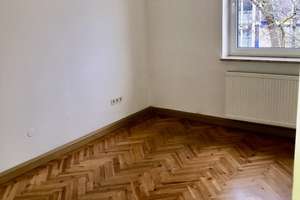 Sonnige 3-Zimmer-Wohnung mit Balkon in Regensburg West – Die vollständige Adresse der Immobilie erhältst du vom Anbieter., 93049 Westenviertel, Regensburg – Vorschaubild 28