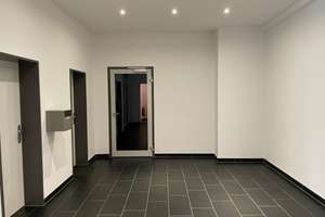 Möbliertes Appartement mit Balkon, in guter Lage von Bonn-Duisdorf – René-Schickele-Str.  3, 53123 Duisdorf, Bonn – Vorschaubild 2