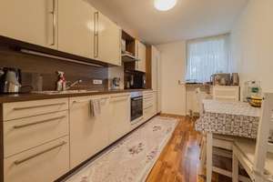 Moderne 2-ZKB-Wohnung mit Loggia in Augsburg zu vermieten! – Die vollständige Adresse der Immobilie erhältst du vom Anbieter., 86161 Wolfram-und Herrenbachviertel, Augsburg – Vorschaubild 2