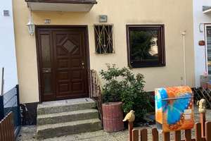 Reihenmittelhaus mit Potenzial – solide und mit Gestaltungsspielraum