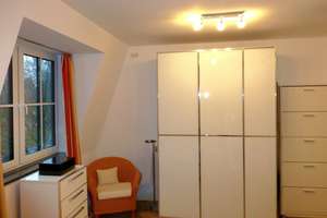 Courtagefrei: Helle und zentral gelegene DG-Maisonette-Wohnung mit Galerie und Sonnenterrasse – Die vollständige Adresse der Immobilie erhältst du vom Anbieter., 22391 Wellingsbüttel, Hamburg – Vorschaubild 8