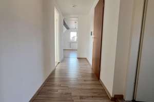 Charmante 3-Zimmer-Dachgeschoss-Wohnung mit Dachterrasse in Nürnberg-Schniegling
 – Die vollständige Adresse der Immobilie erhältst du vom Anbieter., 90427 Schniegling, Nürnberg – Vorschaubild 12