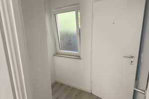 Frisch saniertes 1-Zi.-App. mit Balkon in ruhiger Lage - Nähe U9 Herderplatz – Zamenhofstr. 26, 70197 Stuttgart – Vorschaubild 4