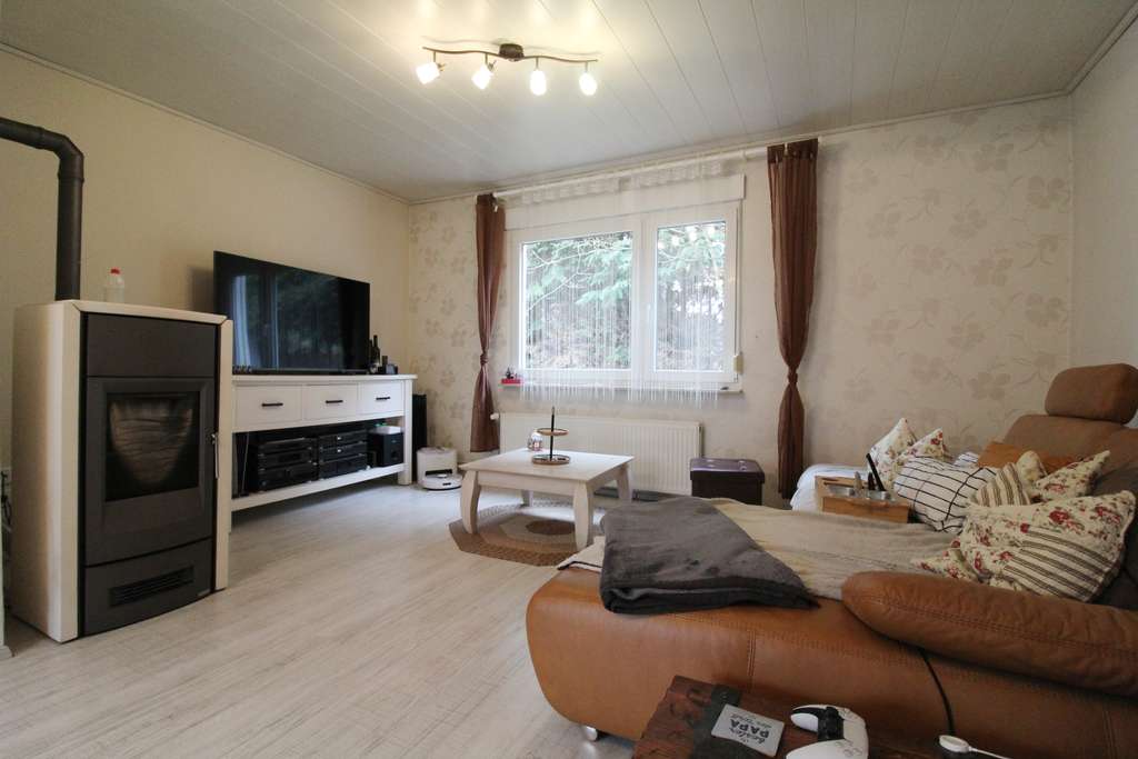 Immobilie in Westoverledingen - Kleines, gemütliches Wohnhaus in Flachsmeer mit schönem Grundstück in zweiter Reihe! - Bild 4