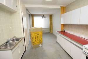 Zentrumsnah: Solides Zweifamilienhaus zum Sanieren mit 8 Zimmern + Vollkeller. – Die vollständige Adresse der Immobilie erhältst du vom Anbieter., 38446 Hellwinkel, Wolfsburg – Vorschaubild 5
