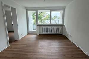WBS-Wohnung: frisch renovierte 2-Zimmer-Etagenwohnung ab 60 J. für eine Person – 33647 Brackwede, Bielefeld – Vorschaubild 2