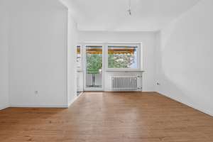 Helles Einzimmerapartment mit Loggia und Blick ins Grüne – Berliner Allee 62, 86153 Am Schäfflerbach, Augsburg – Vorschaubild 4