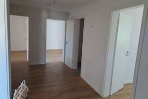 Viel Platz für den Alltag in dieser 5-Zimmer-Wohnung in Obertürkheim