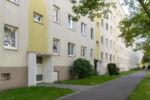 Taurusweg 5 - Balkon und sehr gute Verkehrsanbindung zur Tram 15 – 4205 Grünau-Nord, Leipzig – Vorschaubild 2