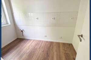 Gepflegte 2-Zimmer-Dachgeschosswohnung, 61,60 m², mit Balkon und hochwertiger Ausstattung – 39112 Sudenburg, Magdeburg – Vorschaubild 3