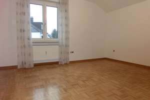 Lichtdurchflutete 2-Zimmer-Wohnung mit Einbauküche in 2-Familienhaus – Die vollständige Adresse der Immobilie erhältst du vom Anbieter., 51107 Ostheim, Köln – Vorschaubild 5