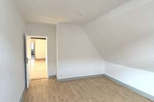 7536 - 4-Zimmerwohnung mit Tageslichtbad in Durlacher Altstadt zu vermieten! – Die vollständige Adresse der Immobilie erhältst du vom Anbieter., 76227 Durlach, Karlsruhe – Vorschaubild 11