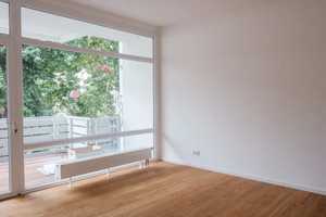 Stilvolle, gepflegte 3-Zimmer-Wohnung mit gehobener Innenausstattung mit EBK in München Moosach – München – Vorschaubild 2