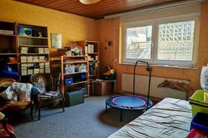 Seltene Gelegenheit in Rheinnähe: freies Zweifamilienhaus mit großem Grundstück in grüner Oase – Die vollständige Adresse der Immobilie erhältst du vom Anbieter., 47226 Hochemmerich, Duisburg – Vorschaubild 15